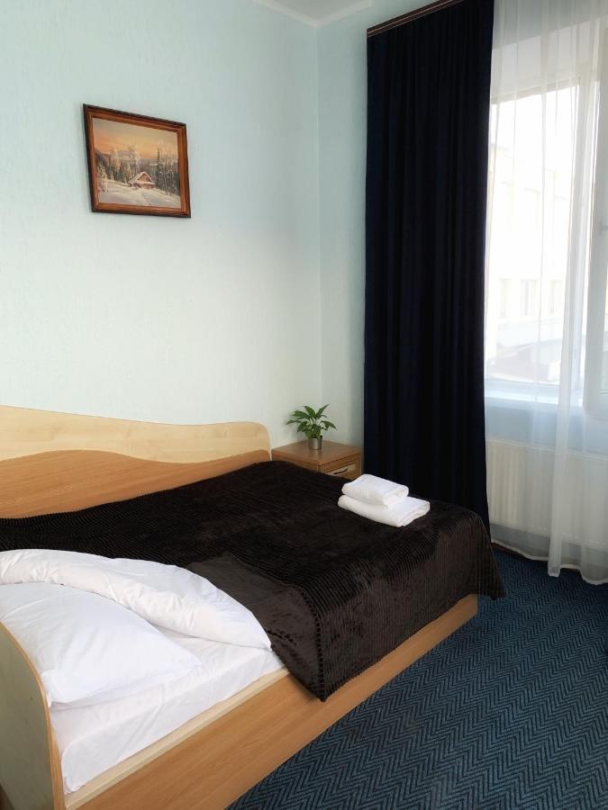 Hotel Femina Zhytomyr Exterior photo