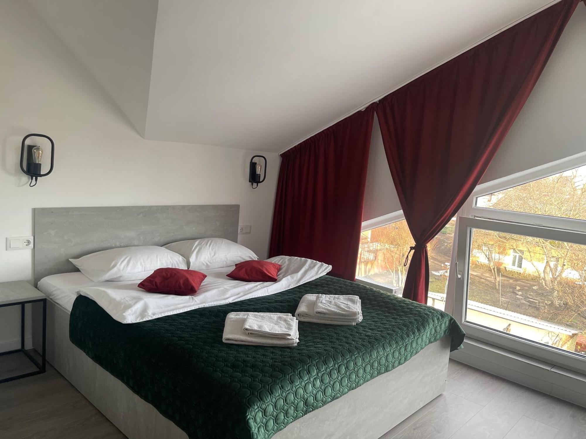 Hotel Femina Zhytomyr Exterior photo