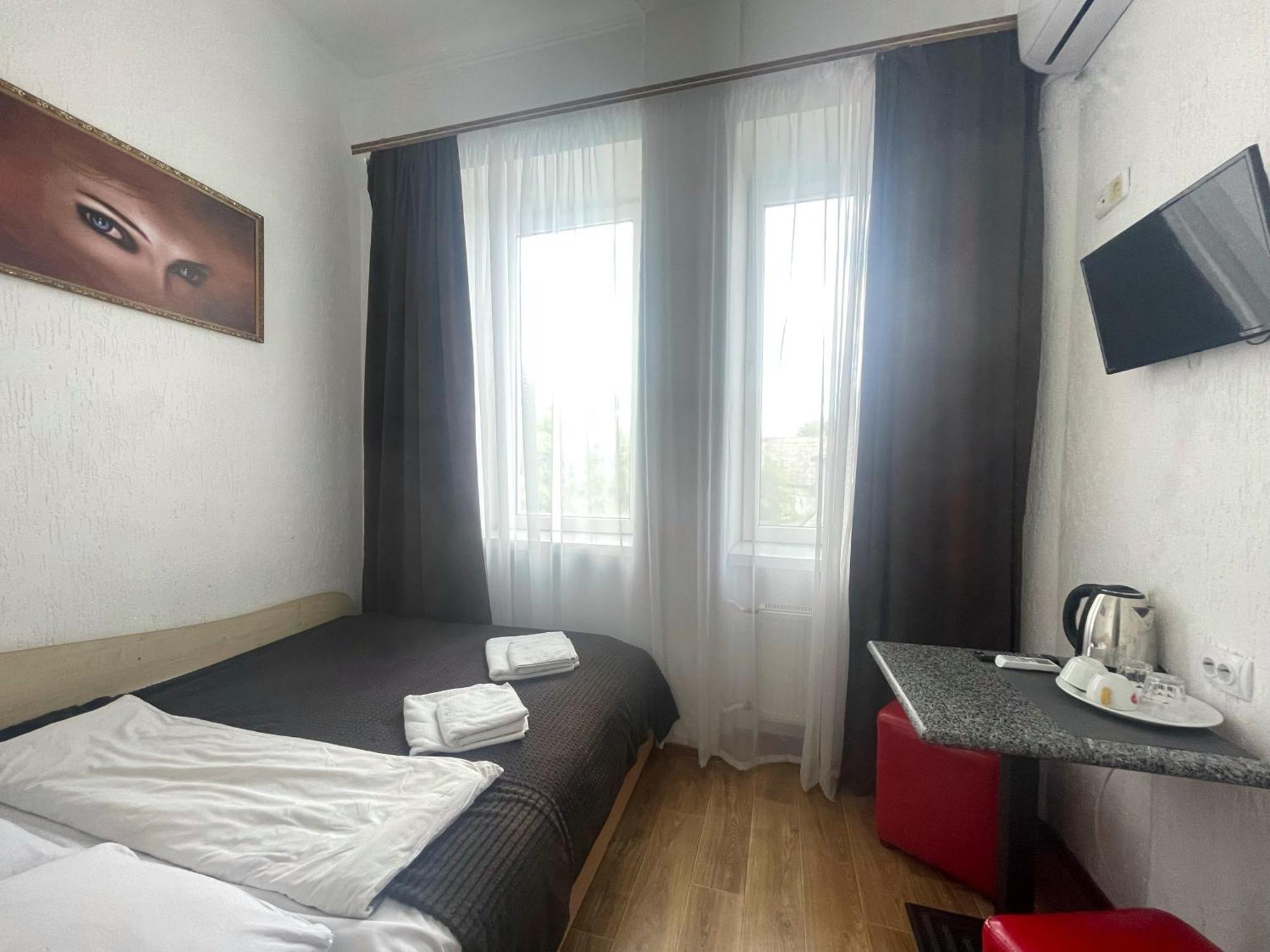 Hotel Femina Zhytomyr Exterior photo